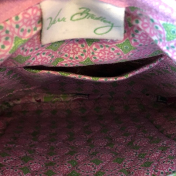 VERA BRADLEY HIPSTER CROSSBODY BAG PINK  EXCELLENT PRELOVED - Picture 12 of 15